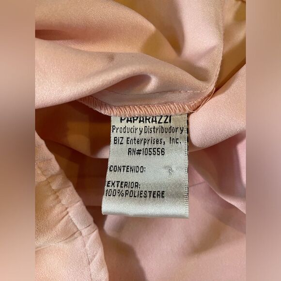 ‎Two paparazzi blouses - Picture 12 of 13